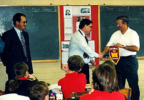 Galway Lions Club Banner presented to Ireland, IN